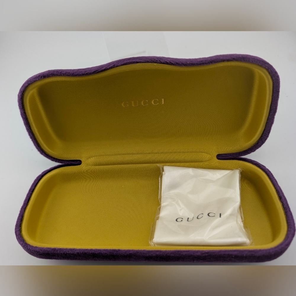 GUCCI - Purple Velvet /Yellow Lining Glasses Case 100% Authentic Unisex W/ Cloth